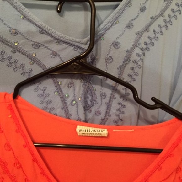 Blouse - long sleeved, V-neck, light weight fabric - Picture 2 of 4